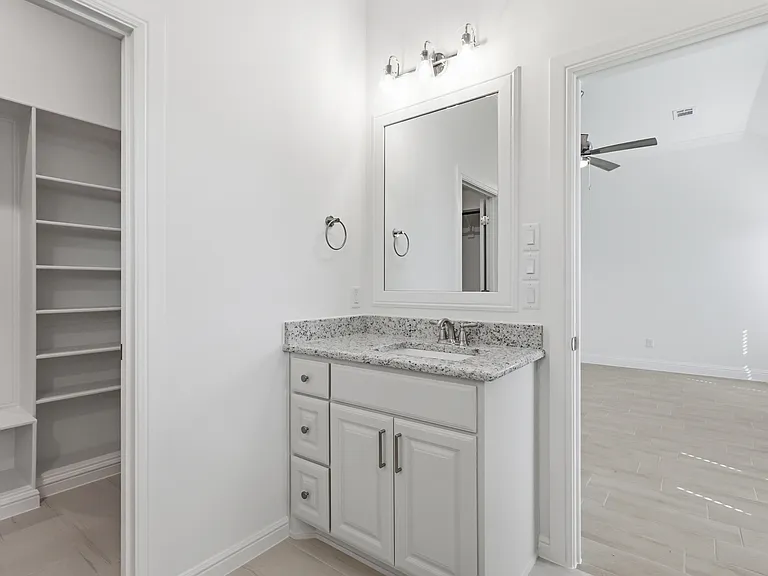 608 Violet Dr — Photo 19