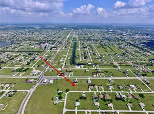 1513 NE 7th Pl, Cape Coral, FL 33909