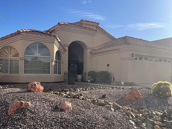 2nd image of 2925 E Friess Dr