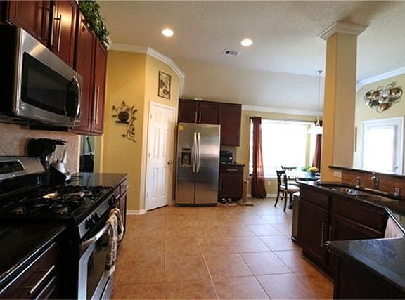 5th image of 15510 Victory Trace Ct