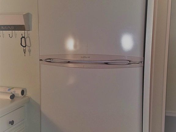 2nd image of 2420 Cypress Dr
