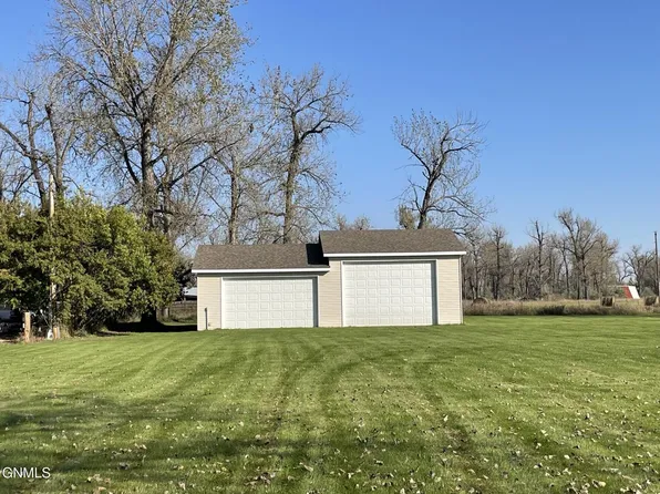 6650 Kingswood Rd, Bismarck, ND 58503