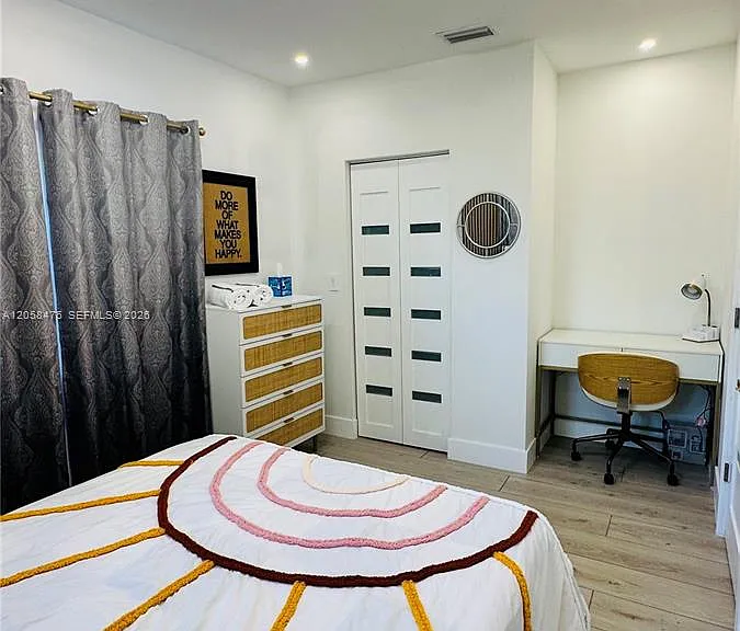 1668 SW 20th St #2 — Photo 57