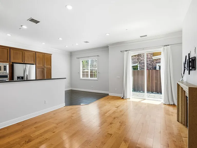 11528 Verona Dr — Photo 30