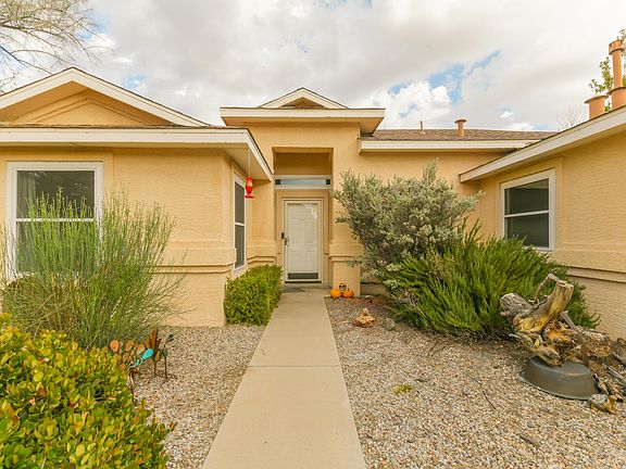 4th image of 7105 Luz Del Sol Pl NW