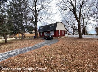 11292 Jerries Ln, Saint Louis, MO 63136