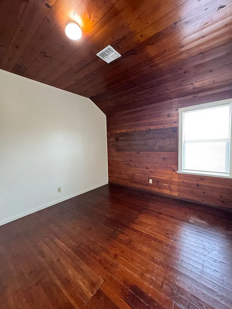 4 bed 1 bath house in S. Yuba City — Photo 3
