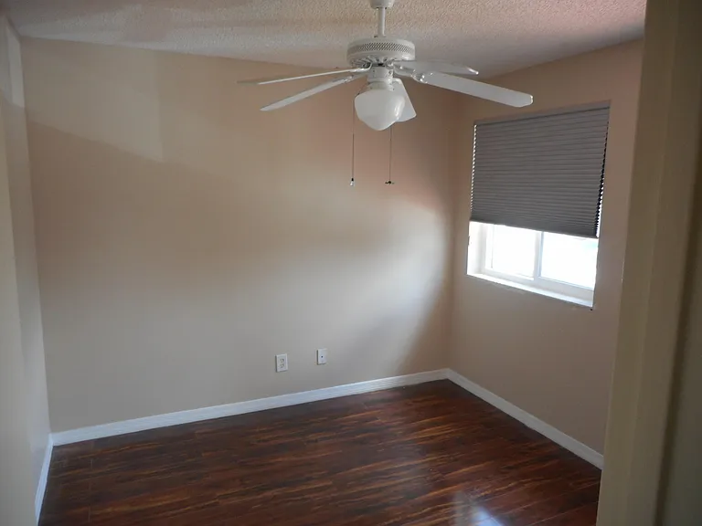 1741 SW 109th Ter — Photo 23