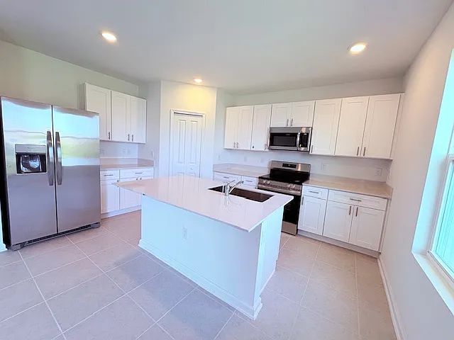 2311 Green Valley St — Photo 10