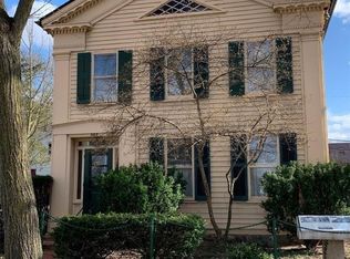 332 E Washington St #2, Ann Arbor, MI 48104