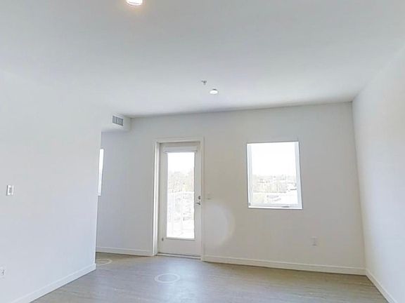 5th image of 11405 1/2 Chandler Blvd #602