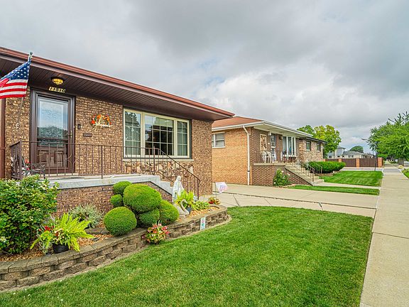 3rd image of 11510 S Avenue H