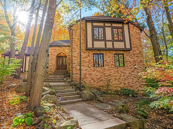 4th image of 6235 Headley Heights Ct