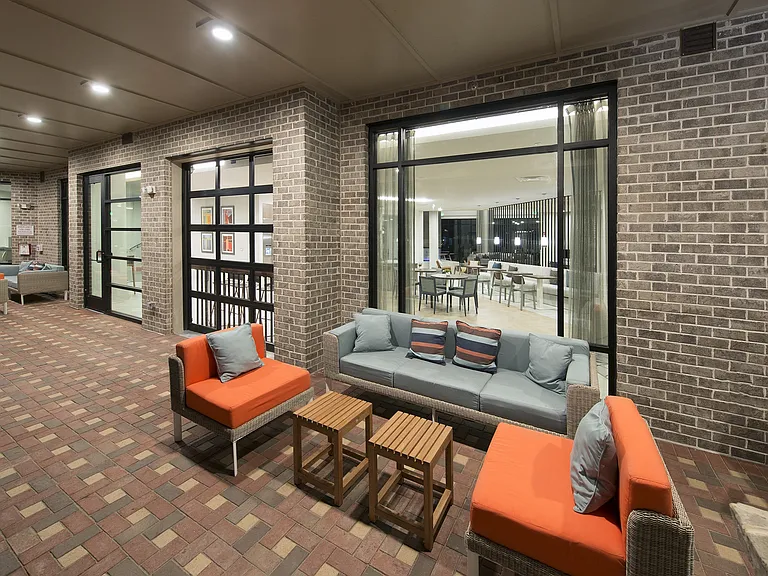 Sugarloaf Walk Apartments — Photo 32