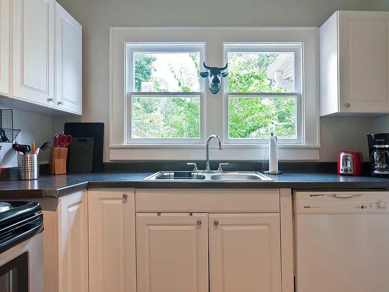1111 W Mississippi Ave #B — Photo 13