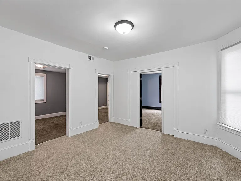 4615 Colfax Ave N — Photo 9