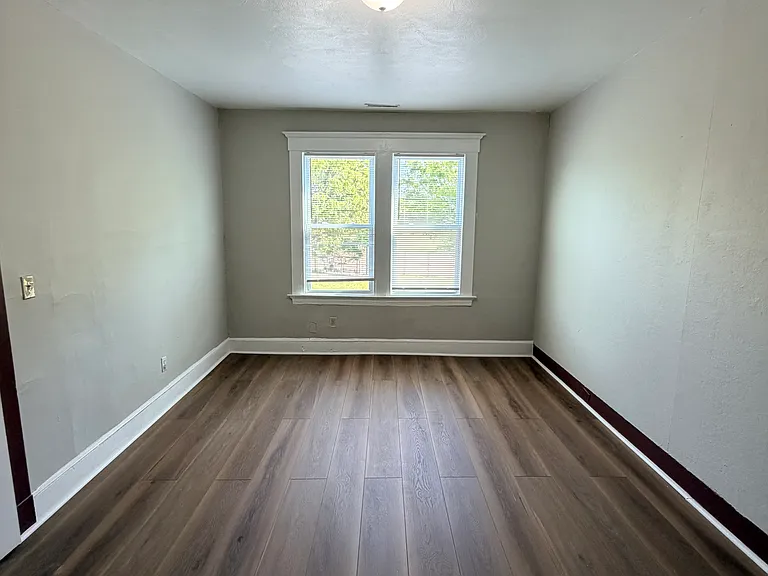 401 Sherman Ave #6 — Photo 13