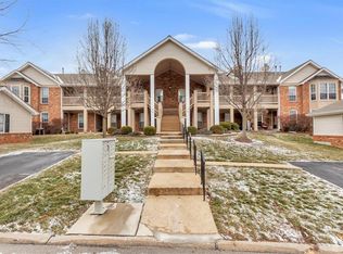 534 Oak Ridge Trails Ct, Ballwin, MO 63021