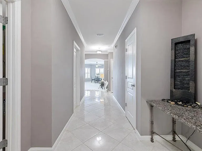 212 Harbor Blvd #303 — Photo 3