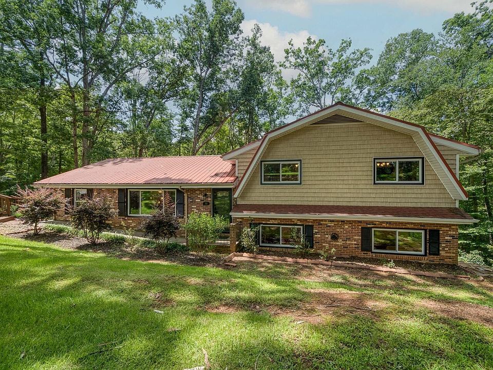 1st image of 750 Laurel Forest Dr