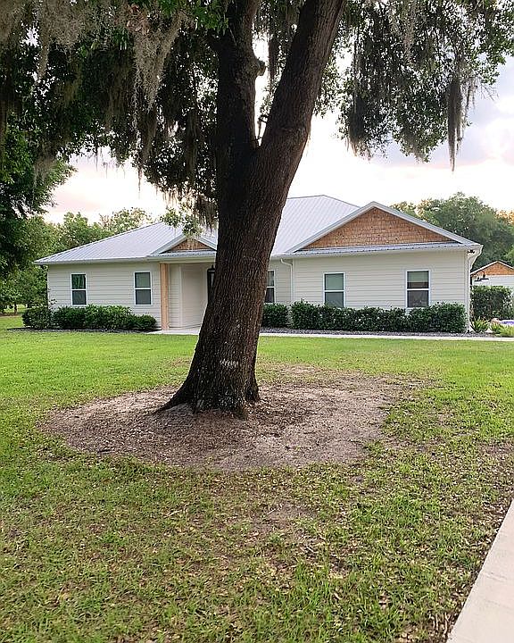 1st image of 30935 Fairview Ave