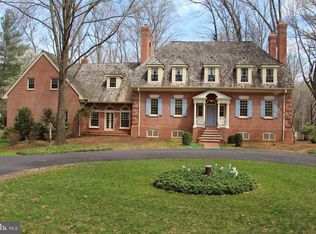 2029 Hunter Mill Rd, Vienna, VA 22181