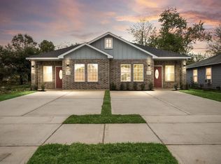 5222 Bataan Rd, Houston, TX 77033