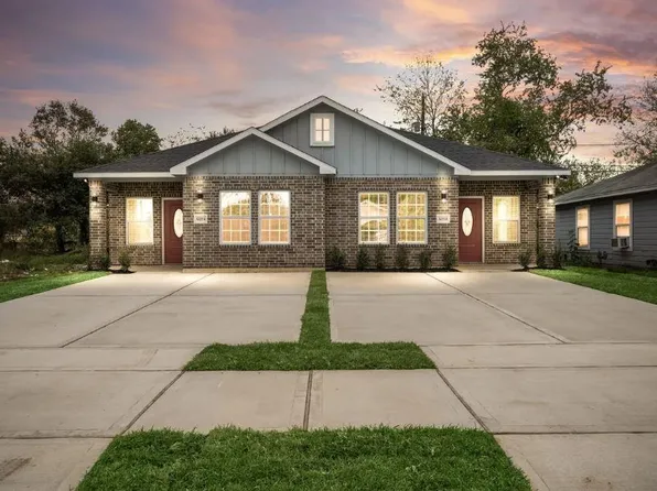 5222 Bataan Rd, Houston, TX 77033