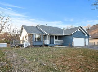 11624 Cottonwood St NW, Coon Rapids, MN 55448