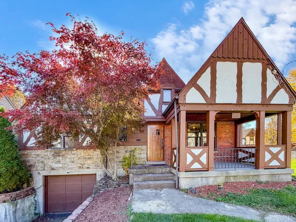 3239 Pickbury Dr, Cincinnati, OH 45211