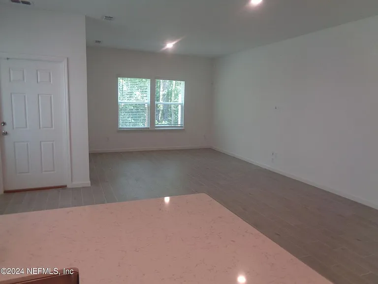 4322 Leeward Breeze Loop — Photo 5