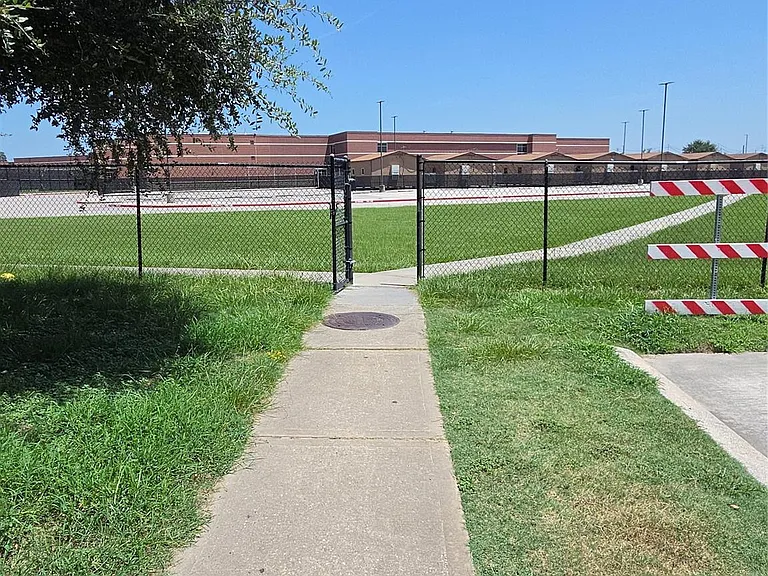 3031 E Lockeridge Village Dr — Photo 25
