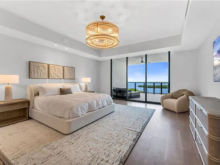 5100 Seagrass Blvd #802 — Photo 9