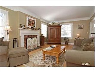 1st image of 647 Broadview Ave