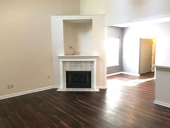 2nd image of 6698 Whitten Pine Dr