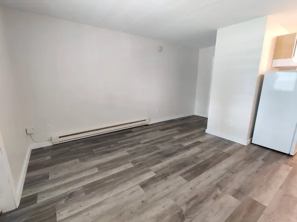 469 Westfield St #6B, West Springfield, MA 01089