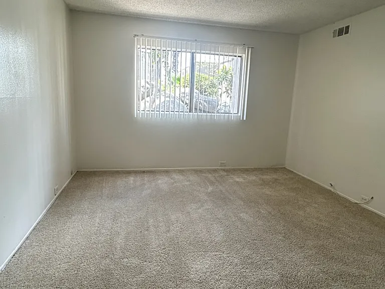 AltaCima Apartment Homes — Photo 37