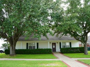 7001 Kelliwood Dr, Port Arthur, TX 77642