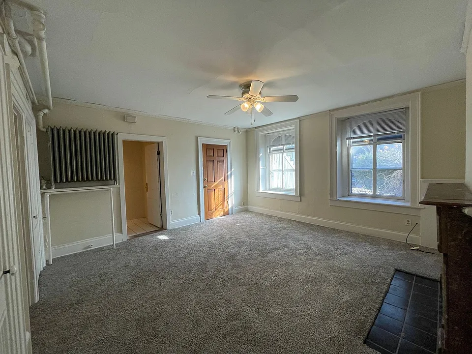 Charming Juneau Village Apartments!