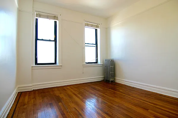 Rented by Space Real Estate | media 59