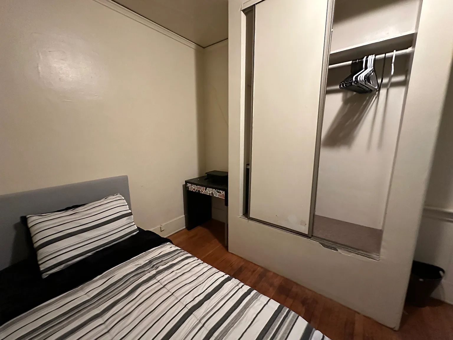 1 bed, $825 — Photo 2