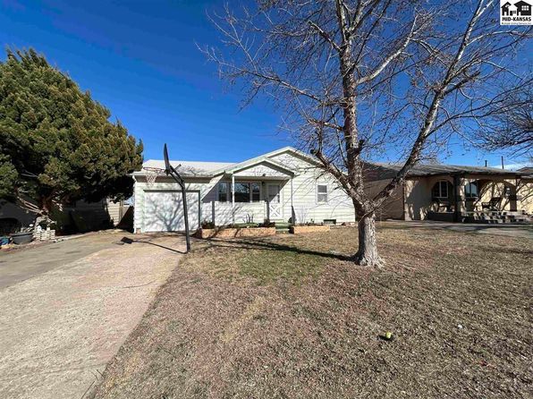 1117 S New York Ave, Liberal, KS 67901