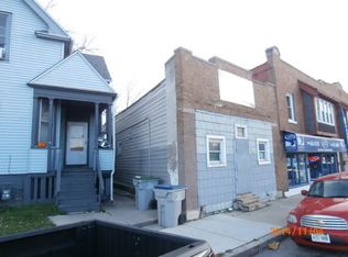 2070 S Muskego Ave, Milwaukee, WI 53204