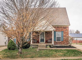 6806 Currington Cir, Louisville, KY 40258