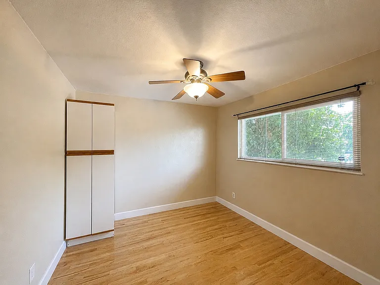 2019 Debbie Ln — Photo 7