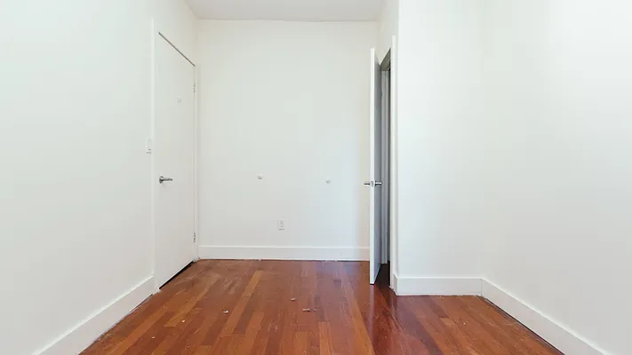 Rented by Nooklyn NYC LLC | media 27