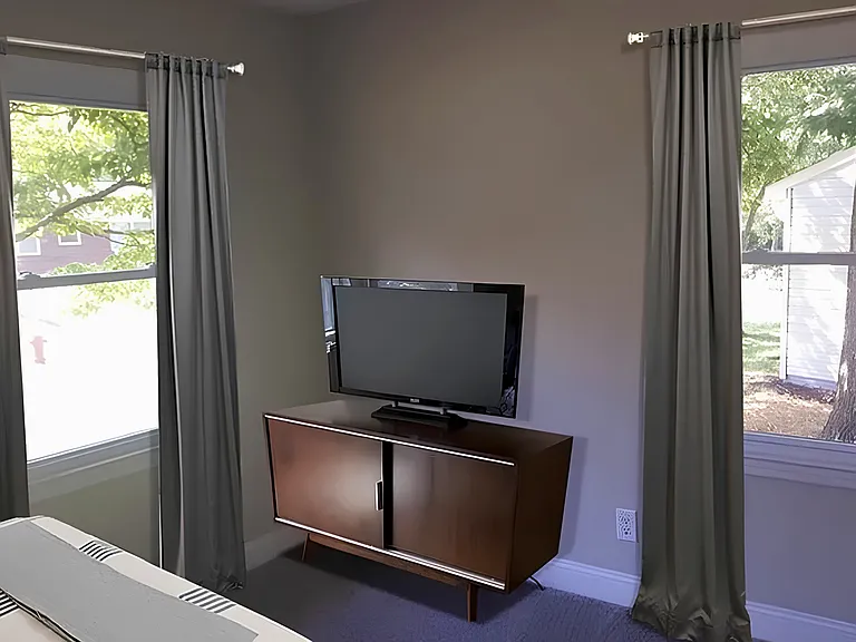916 Summer Dr — Photo 12