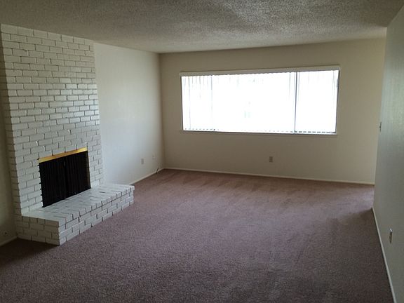 2nd image of 1743 W Shields Ave