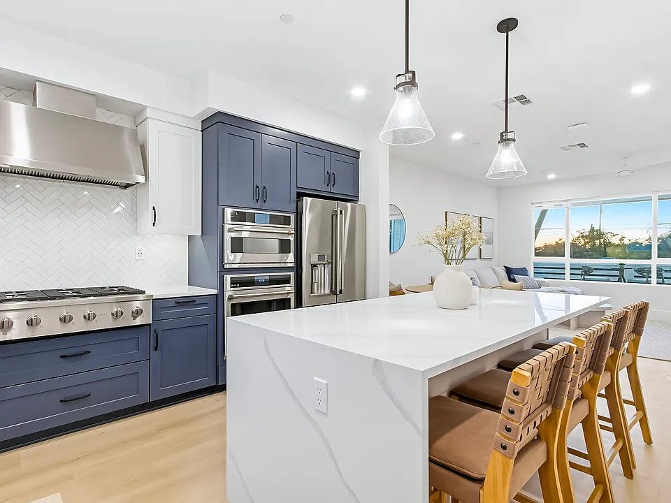 State of the art chef's kitchen