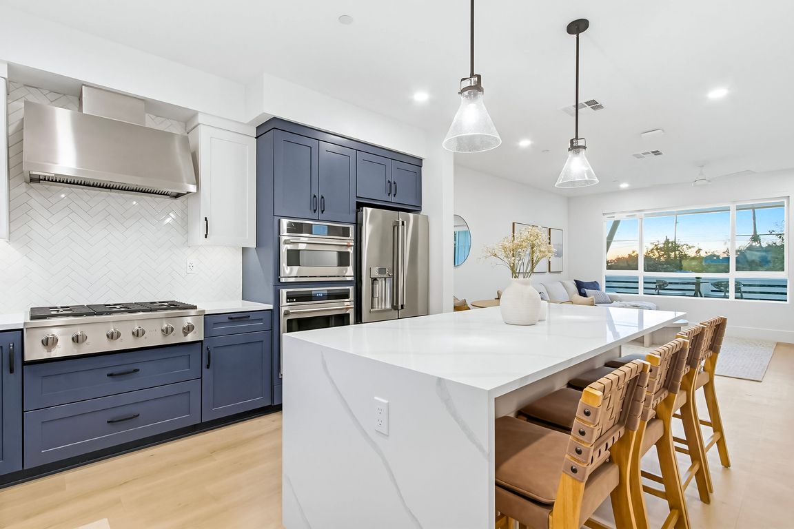 State of the art chef's kitchen